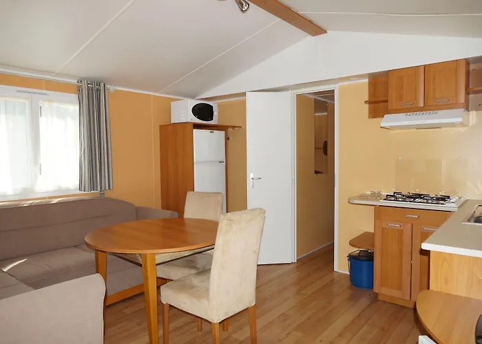 Les Castors 4* Calvi (Corsica)