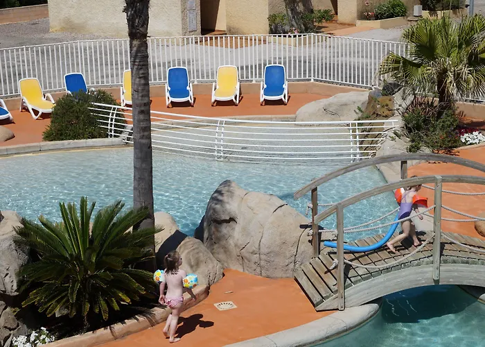 Campsite Les Castors 4*