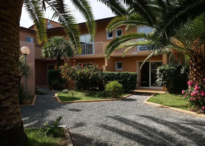 Les Castors Campsite 4*