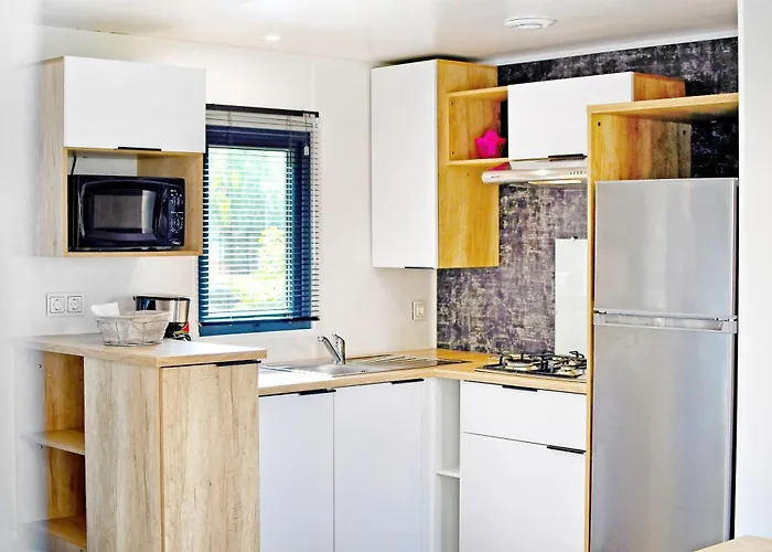 Les Castors Calvi (Corsica)