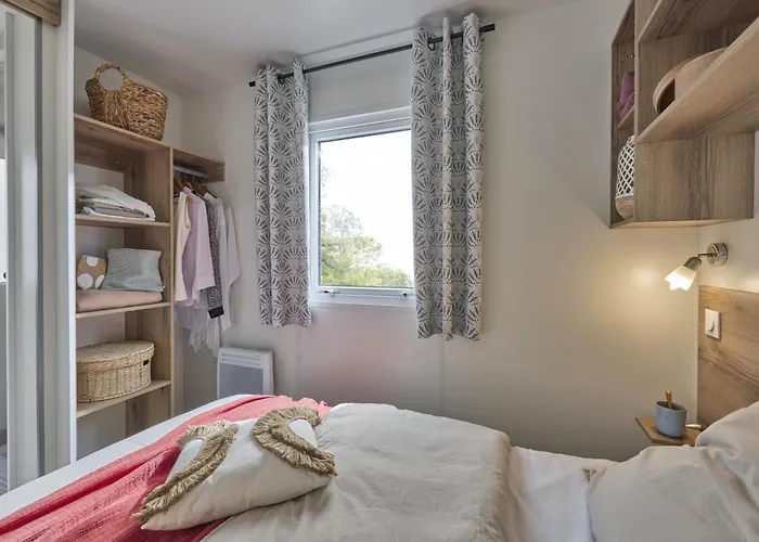 Les Castors 4* Calvi (Corsica)