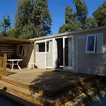 Les Castors Camping 4*