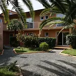 Les Castors Camping 4*