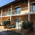 Camping Les Castors 4*