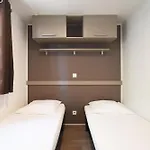 Les Castors Camping 4*