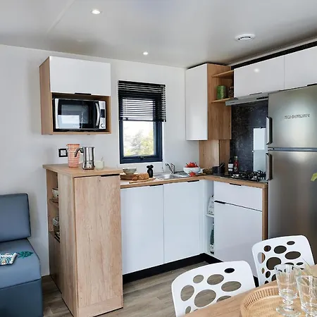 Les Castors Camping Calvi (Corsica)