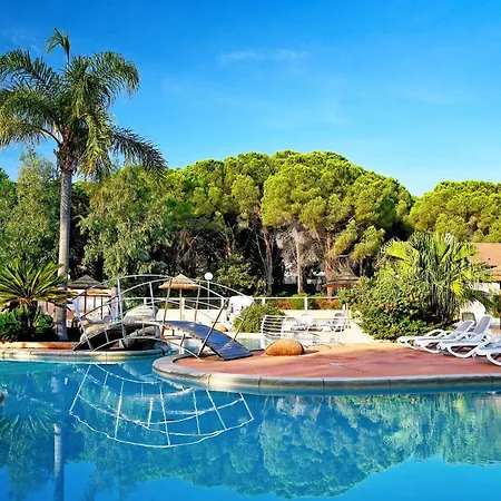 Les Castors 4* Calvi (Corsica)