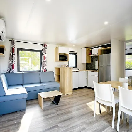 Les Castors 4* Calvi (Corsica)