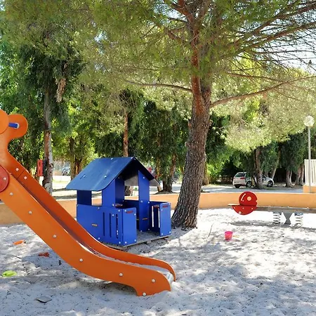 Les Castors Camping Calvi (Corsica)